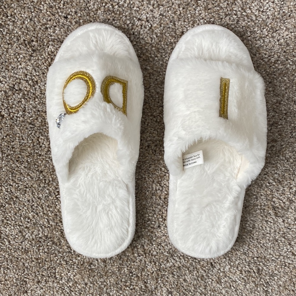 I Do Bridal Slide Slippers - Picture 2 of 8